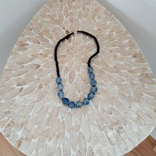 Load image into Gallery viewer, Bead Necklace
